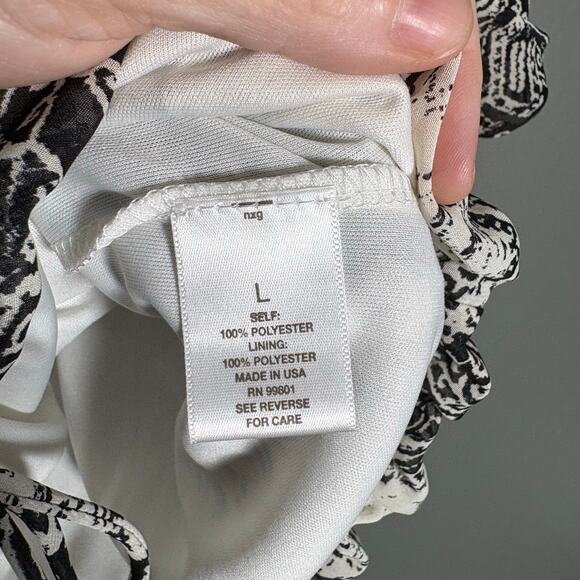 Roz & Ali Women's White & Black Patterned Boho Top - Size Large - Sheer Overlay - Picture 6 of 7